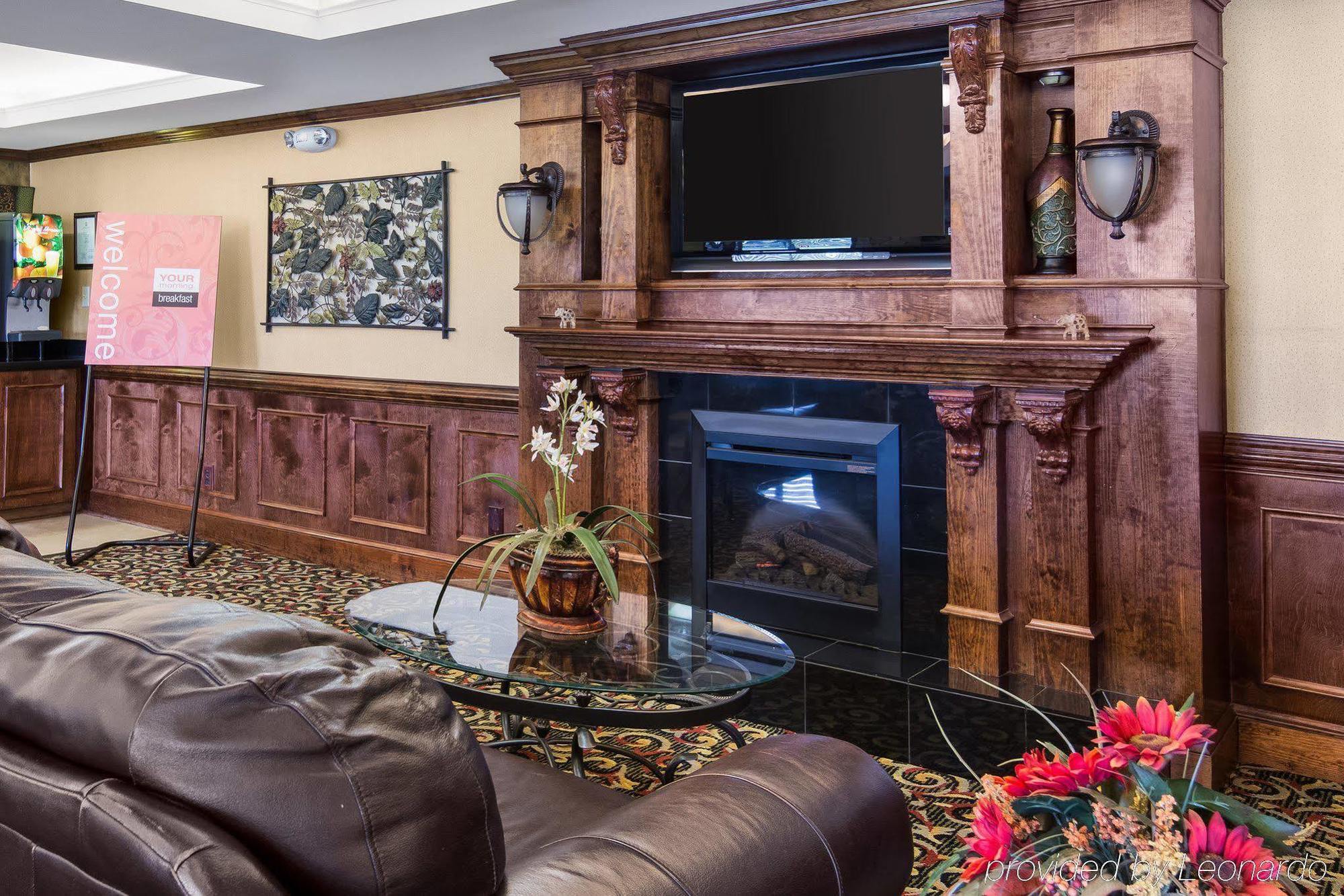 Comfort Inn & Suites South Hill I-85 Экстерьер фото