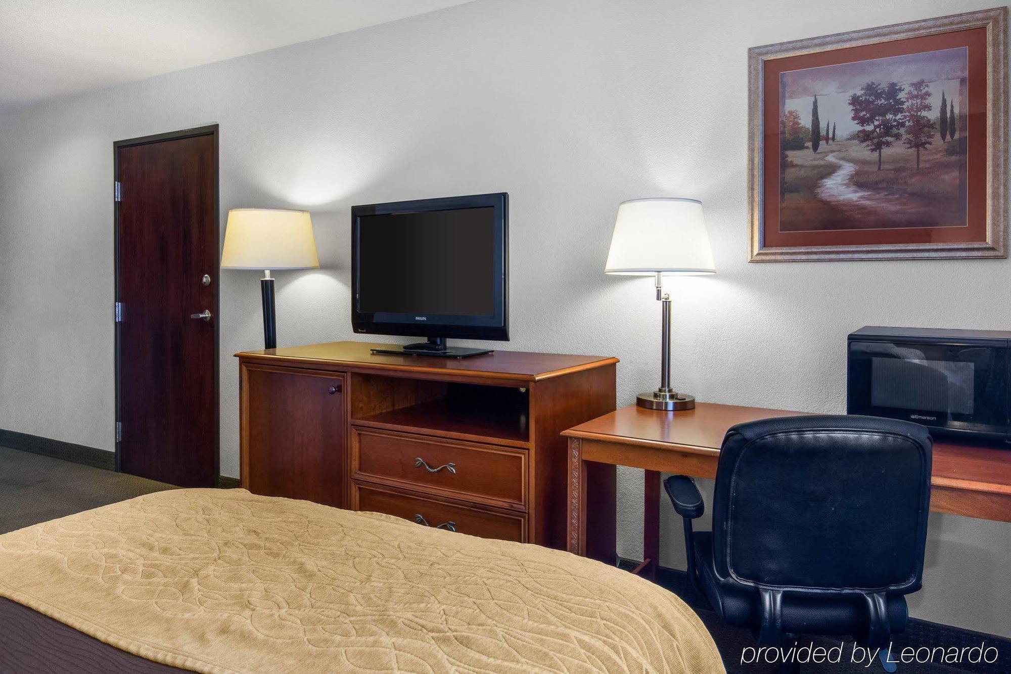 Comfort Inn & Suites South Hill I-85 Экстерьер фото