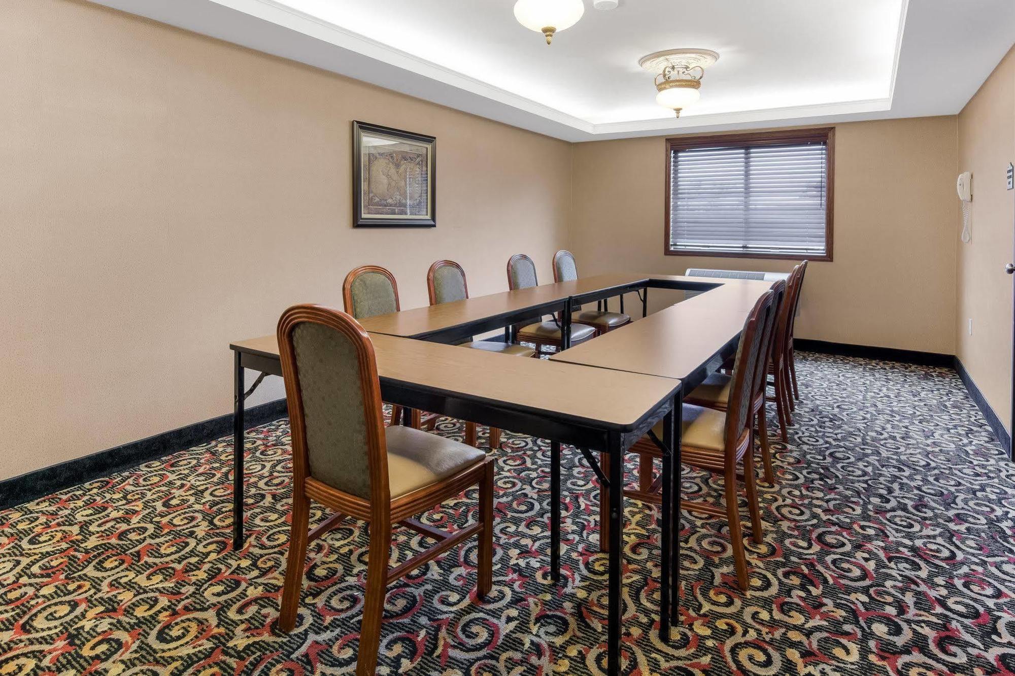 Comfort Inn & Suites South Hill I-85 Экстерьер фото