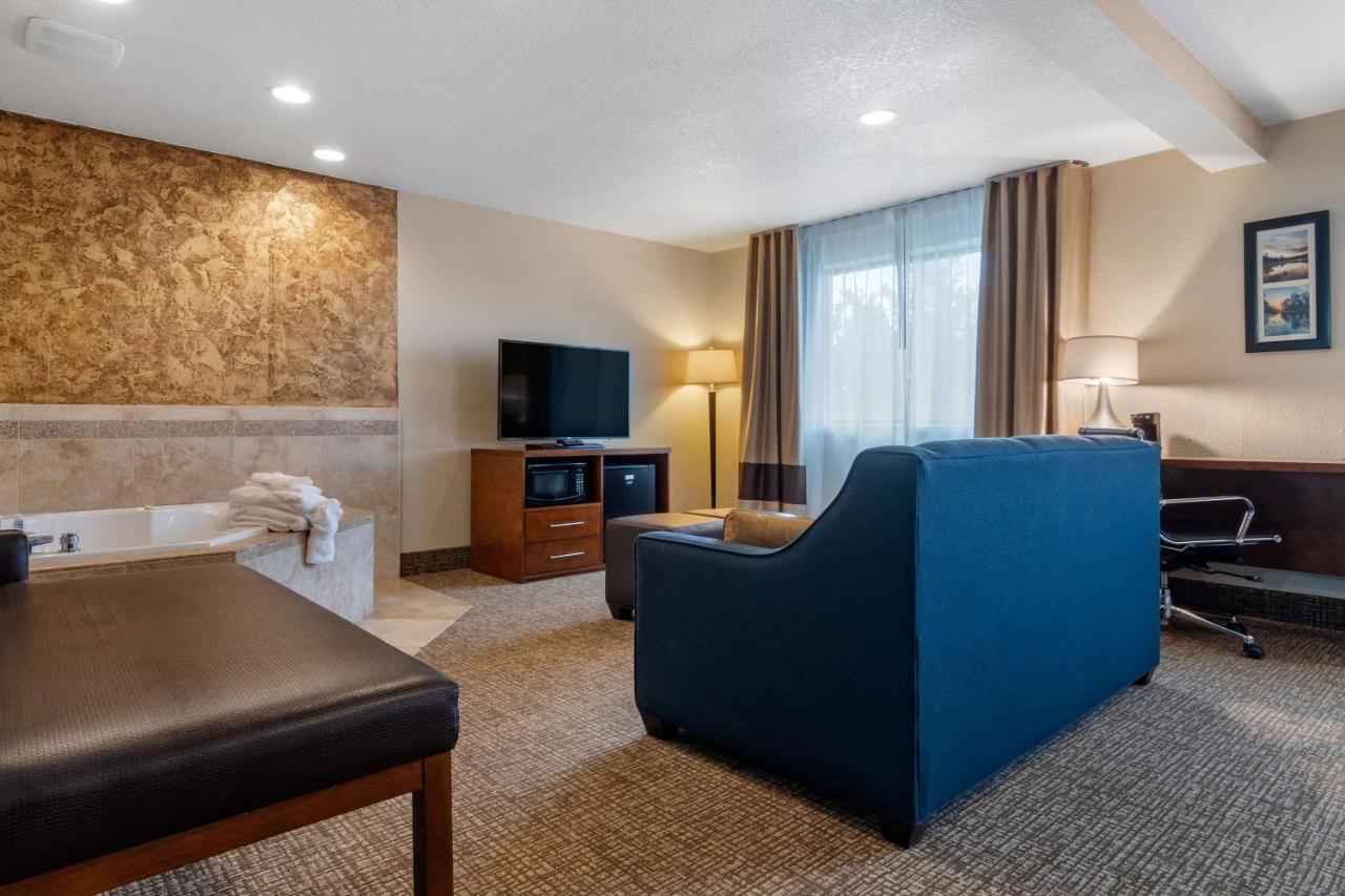 Comfort Inn & Suites South Hill I-85 Экстерьер фото